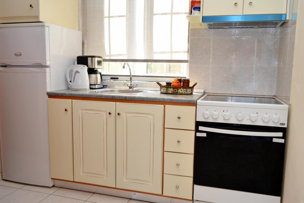 Troumpas Family Rooms & Apartments ليونِذيو المظهر الخارجي الصورة