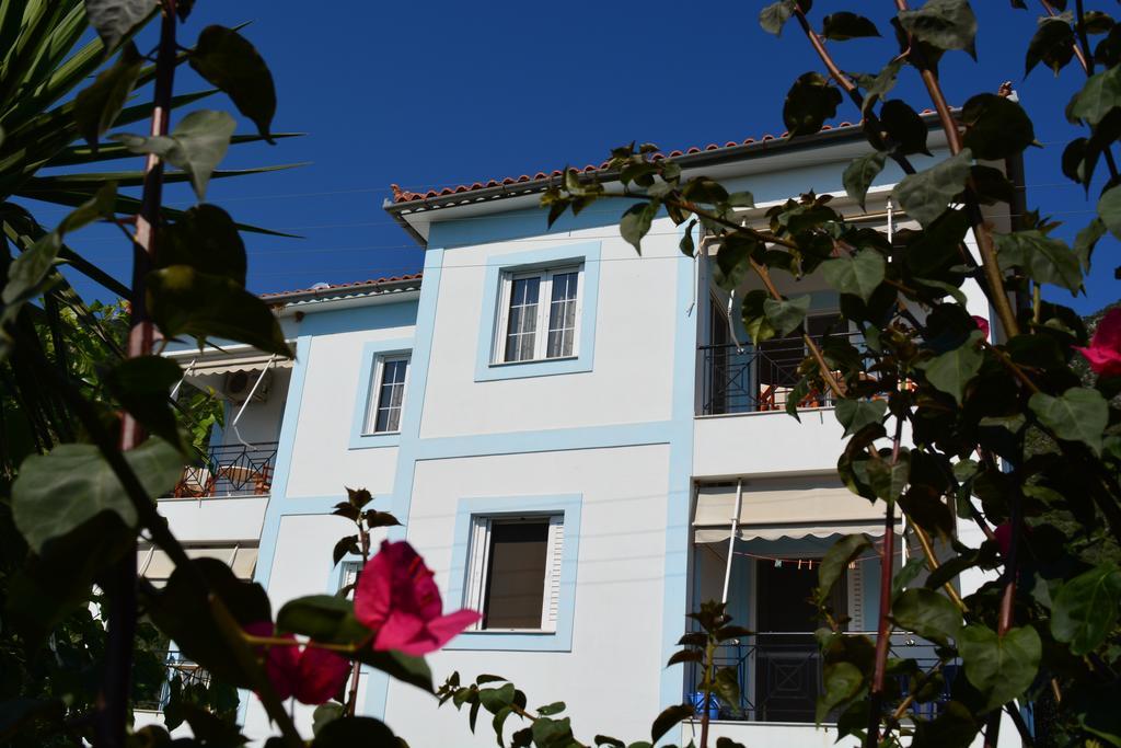 Troumpas Family Rooms & Apartments ليونِذيو المظهر الخارجي الصورة