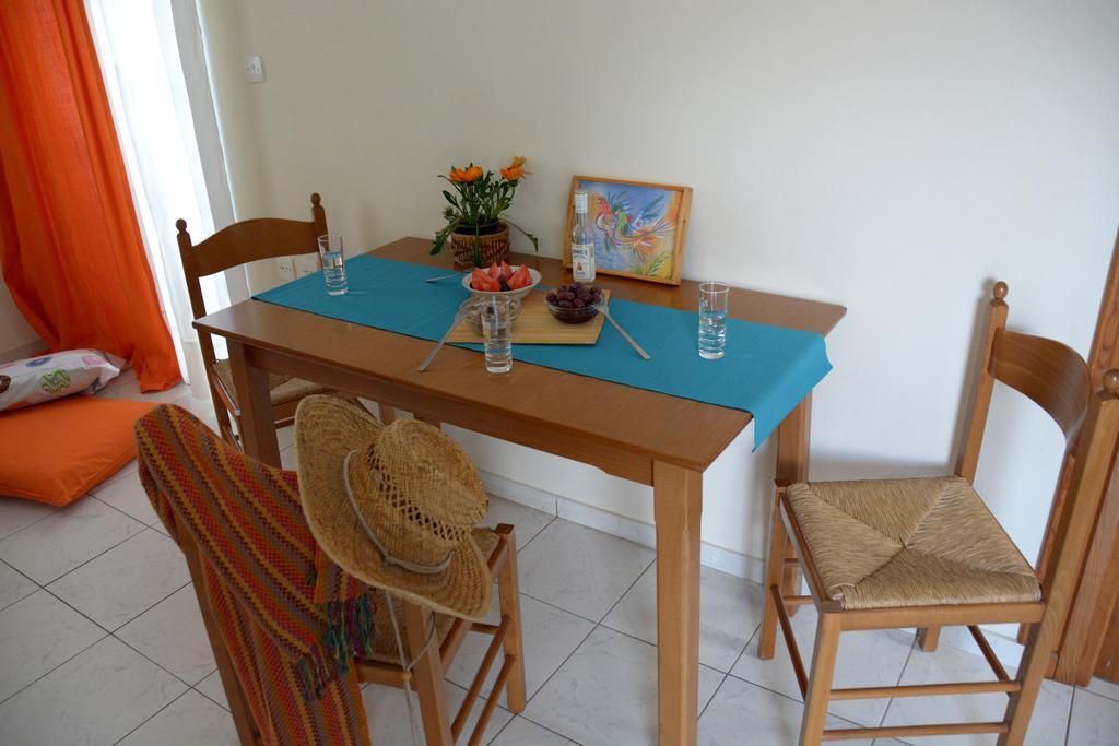 Troumpas Family Rooms & Apartments ليونِذيو المظهر الخارجي الصورة