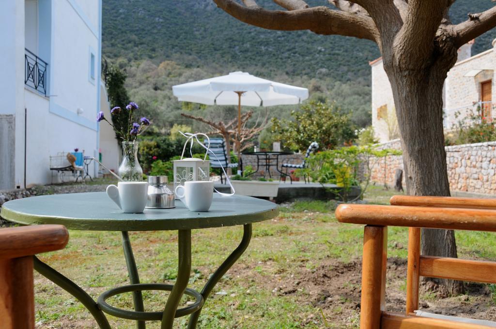 Troumpas Family Rooms & Apartments ليونِذيو المظهر الخارجي الصورة